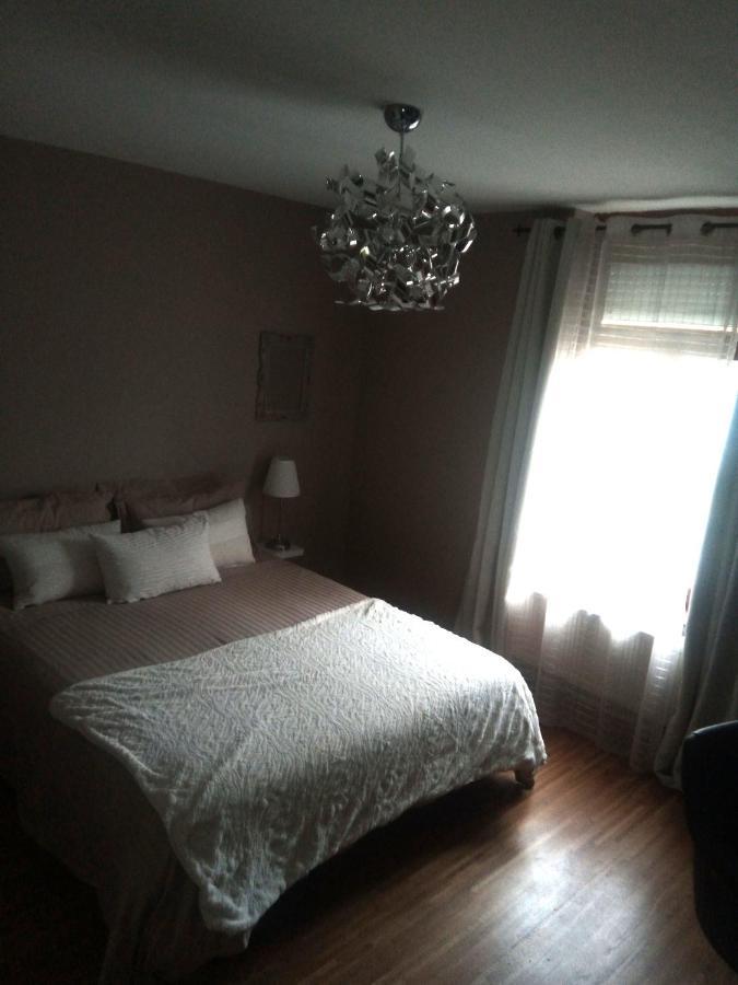 Aux Berges De Sambre Hotel Aulnoye-Aymeries Room photo